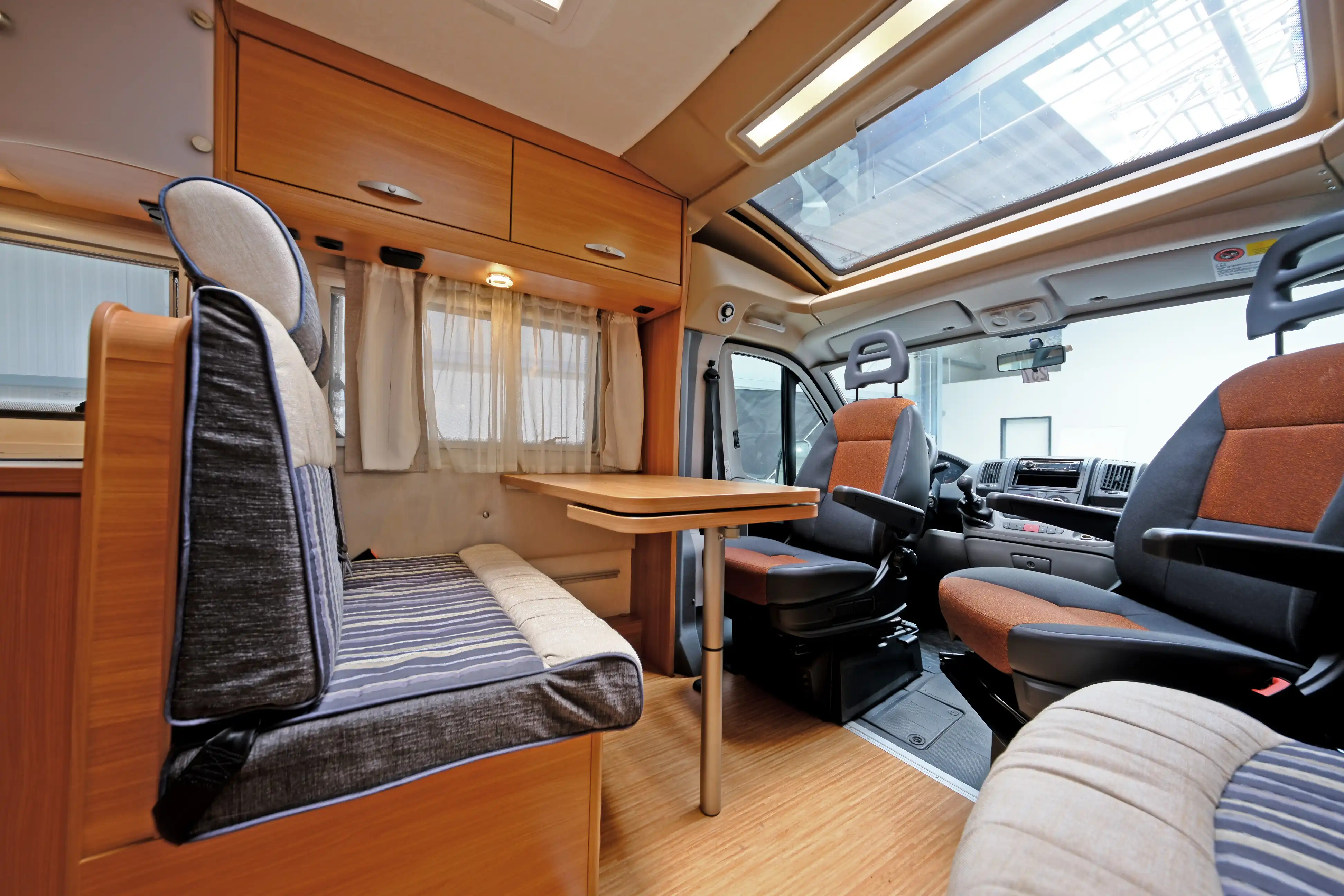 KNAUS Sport Ti 700 MEG